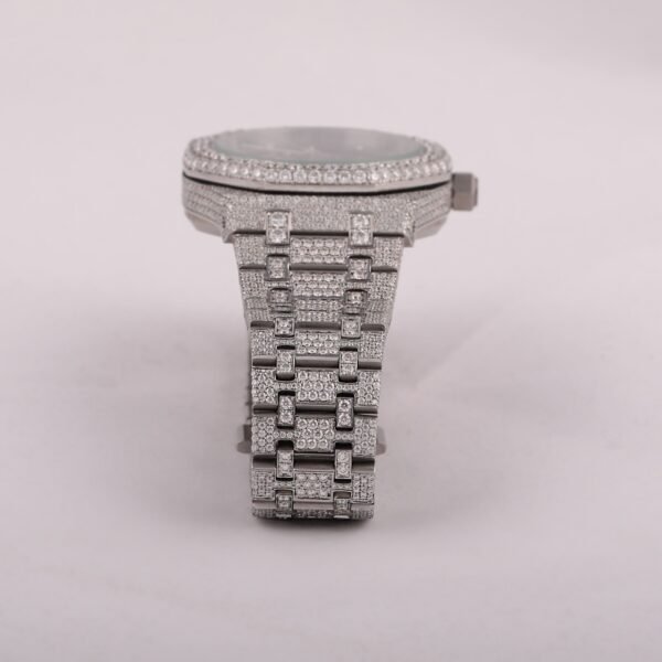 Customizable Luxury Men's Hip Hop Watch Real Moissanite & Diamond Studded Watch
