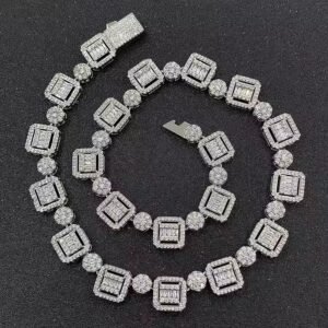 Latest High-Demand Silver Moissanite Diamond Cuban Chain White and Yellow Gold Materials for Wedding and Party Occasions