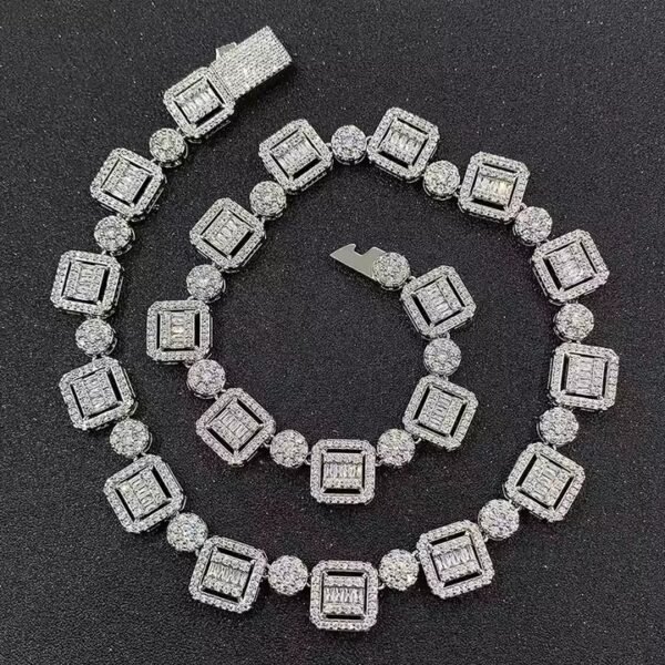 Latest High-Demand Silver Moissanite Diamond Cuban Chain White and Yellow Gold Materials for Wedding and Party Occasions