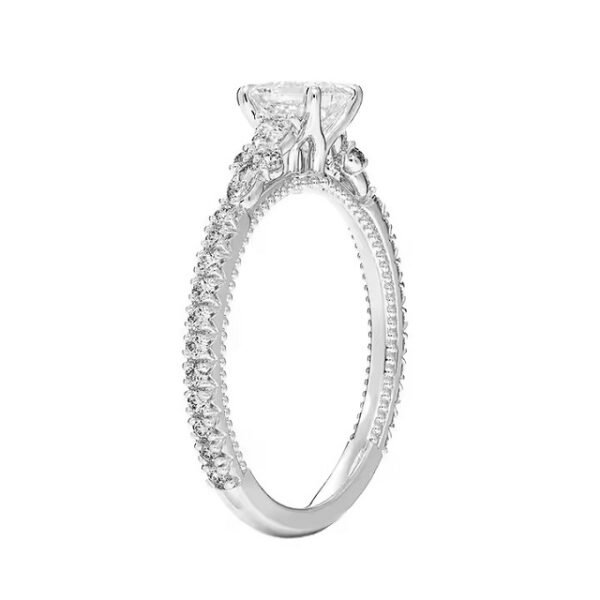 Moissanite Solitaire Ring in S925 Sterling Silver for Weeding Wear