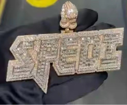 Iced Memory Pendant Custom Baguette Design Round Diamond Moissanite Hip Hop Street Fashion Personalized Artist